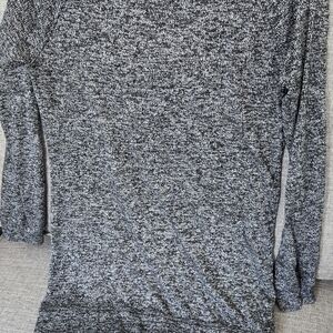 Athleta Black and Gray Tunic Top